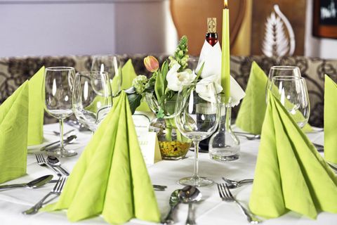 Festlich gedeckter Tisch