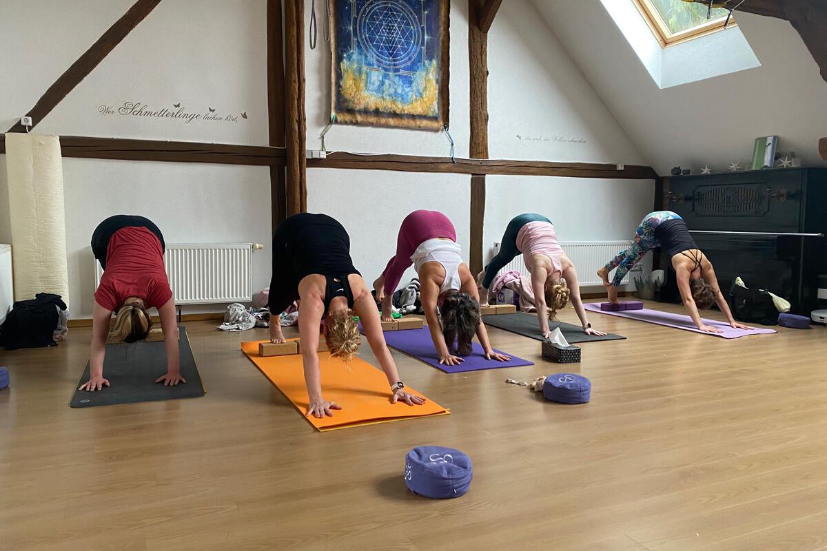 Sandra Neubarth, Yoga 4 Soul Studio 